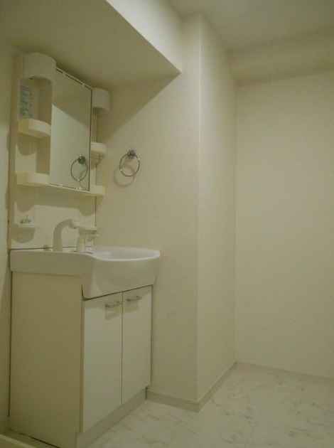 洗面設備　嬉しい独立洗面台☆