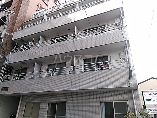 京都市右京区西院高田町のマンションの建物外観