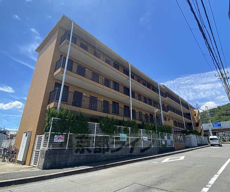 乙訓郡大山崎町字大山崎のマンションの建物外観