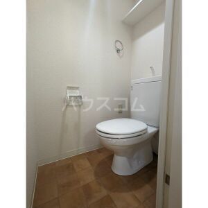 【名古屋市中区新栄のマンションのトイレ】