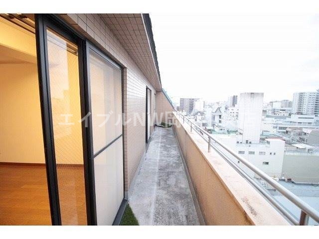 【岡山市北区表町のマンションのバルコニー】