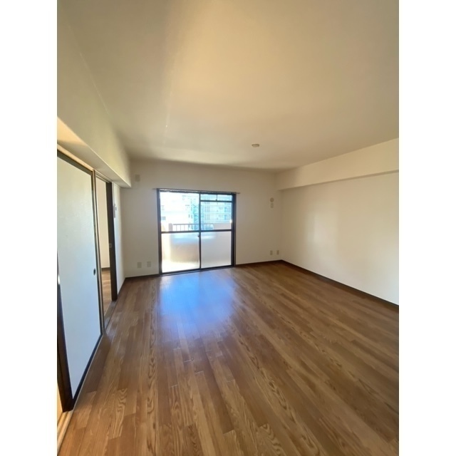 建物外観　洋室