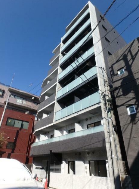 【大田区上池台のマンションの建物外観】