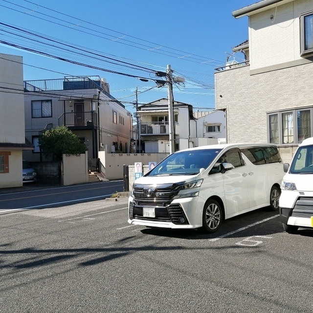 【クラーラベルグの駐車場】