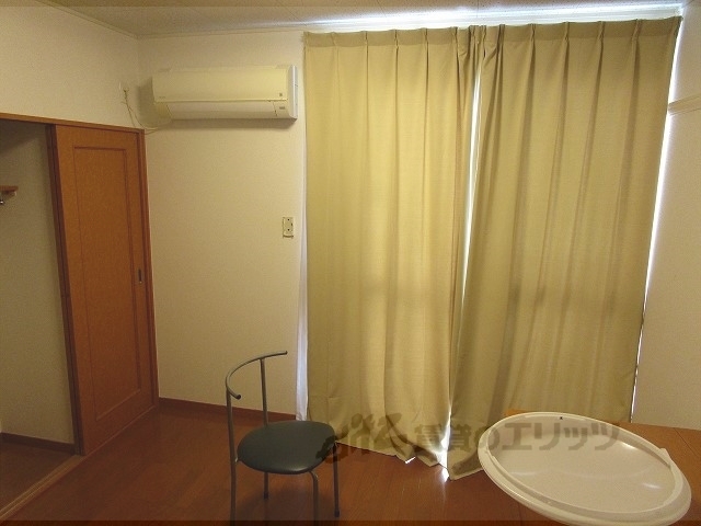 居室・リビング　洋室