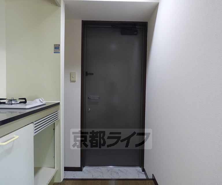 玄関　玄関です。