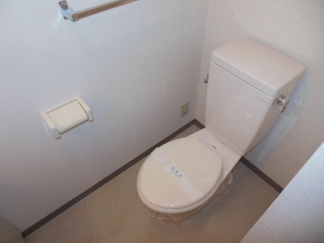 トイレ　同シリーズ