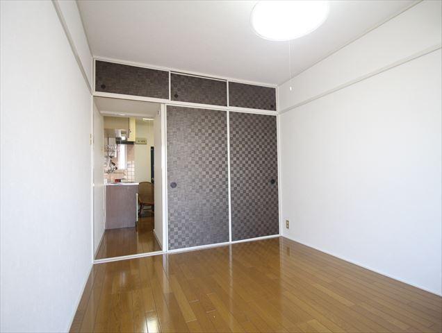 居室・リビング　松山市道後樋又　住田マンション　リビング