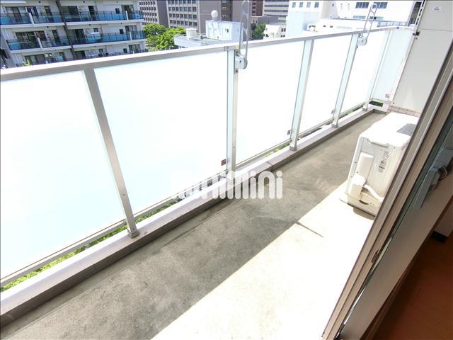 バルコニー　天気のいい日には外干しもいいですね。