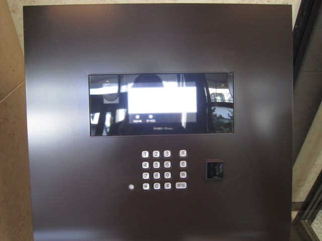 その他　仲介手数料はお家賃の半月分+税♪