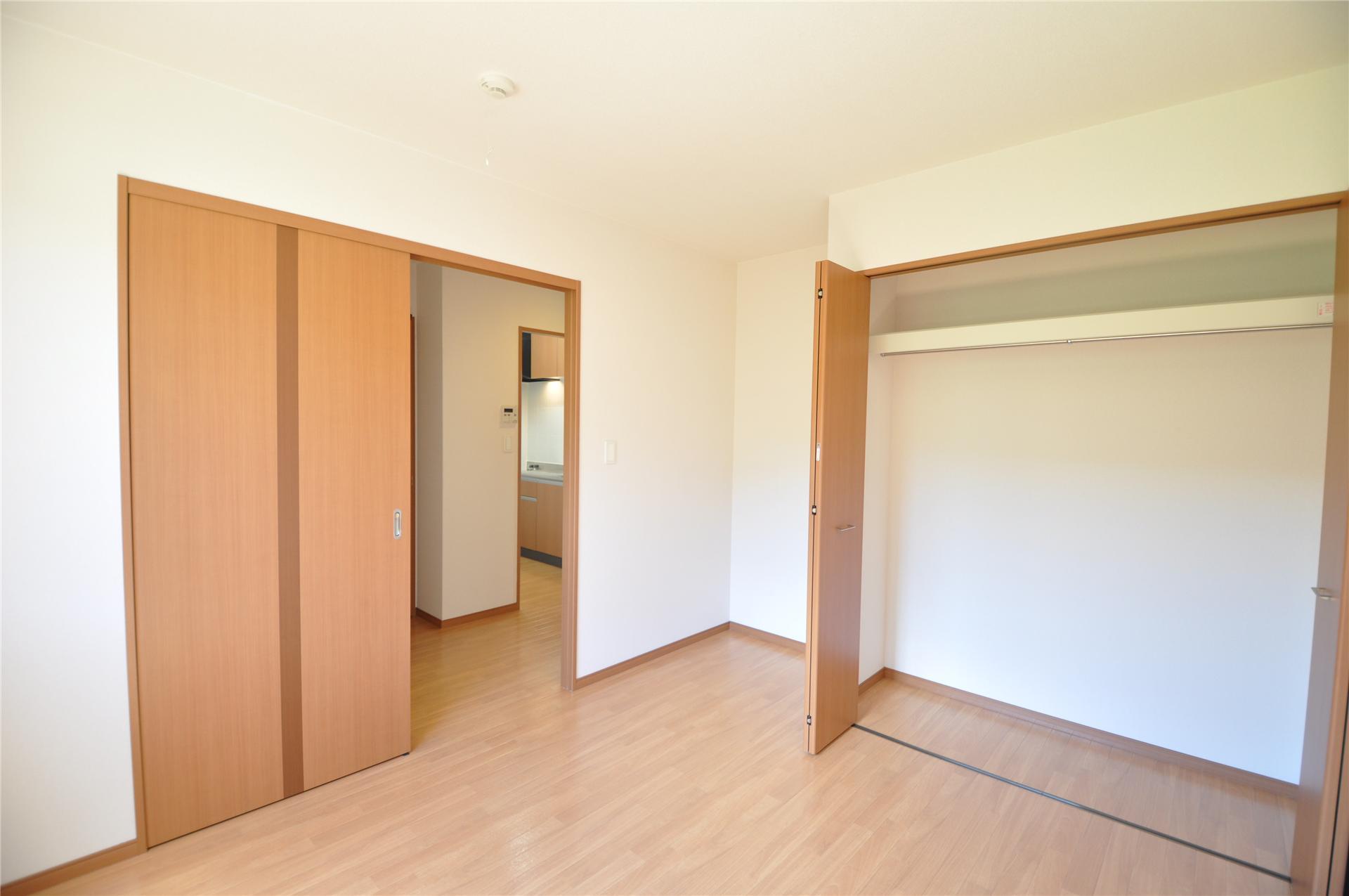 収納　5.9帖洋室　※205号室参照。