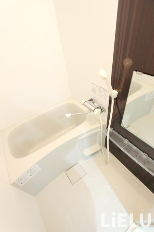 バス・シャワールーム　同シリーズ物件の写真になります※現況優先