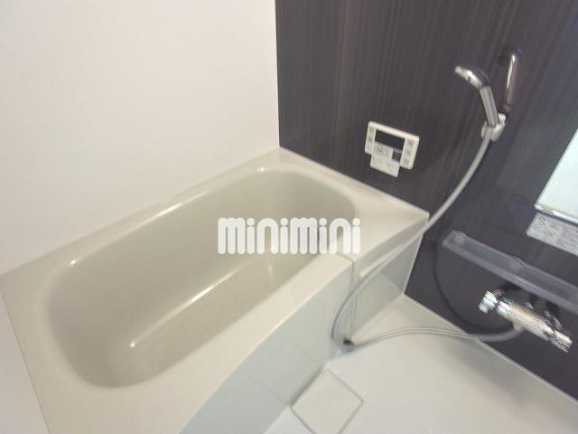 バス・シャワールーム　追炊き付のお風呂です