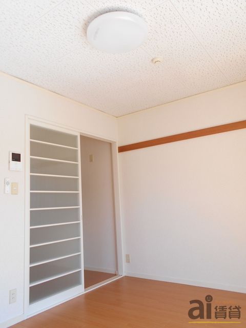 居室・リビング　※別号室写真です