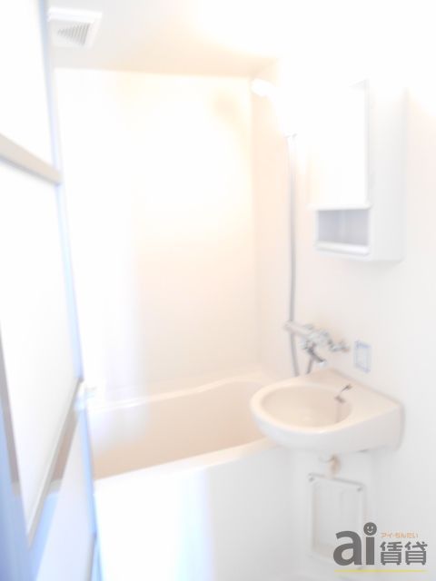 バス・シャワールーム　※別号室写真です