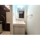 洗面設備　収納も豊富な独立洗面化粧台です！