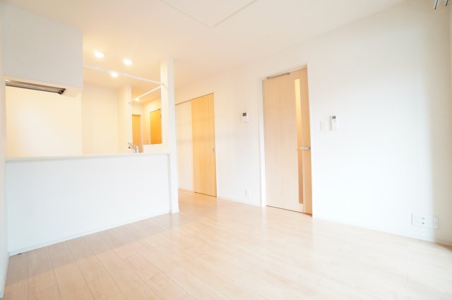 その他　※同物件・反転タイプの写真です。