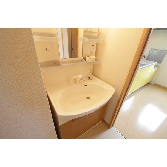 洗面設備　同タイプ