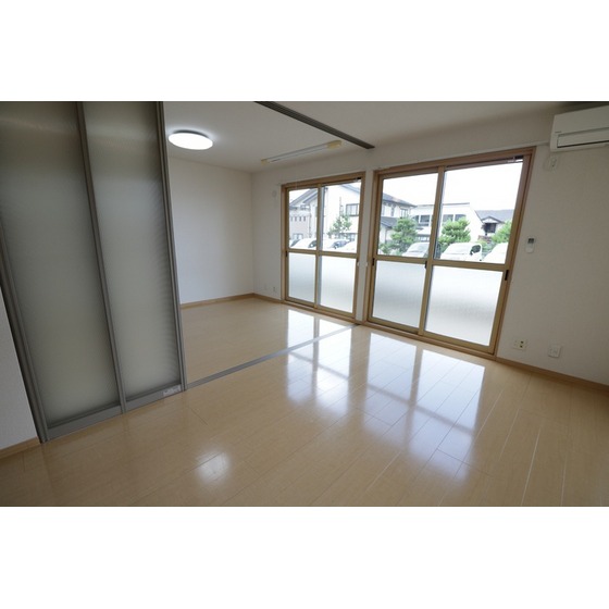 居室・リビング　同タイプ