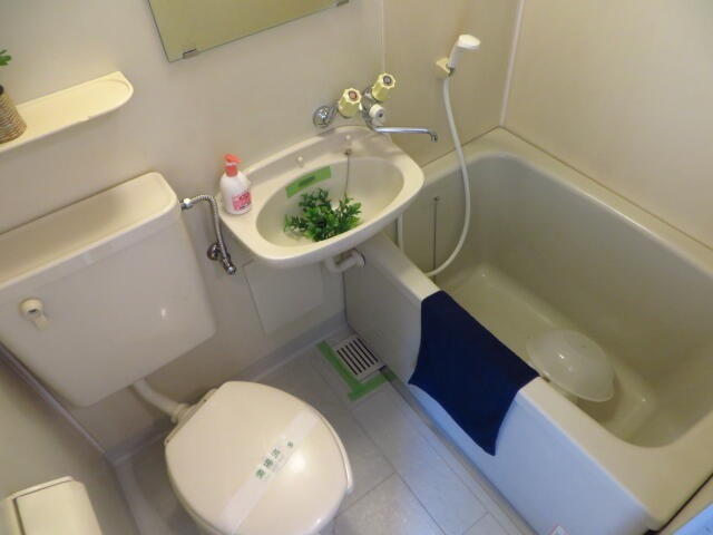 バス・シャワールーム