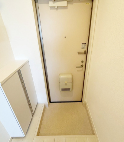 玄関　ヒルズ白幡仲町