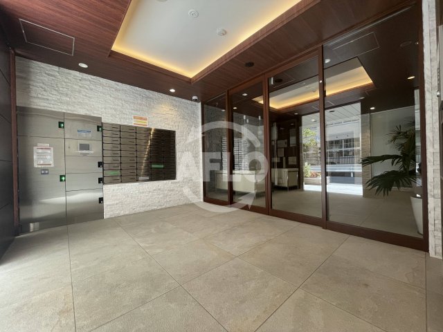 エントランス　スプランディッドキャトル　エントランス