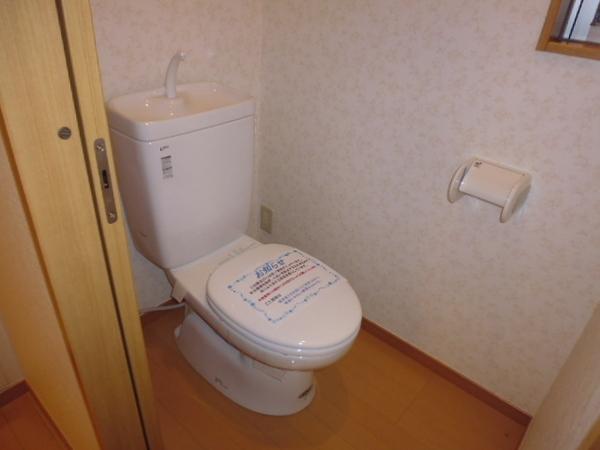 トイレ　窓あり