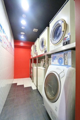 その他共有部分　共用部にはコインランドリーも有ります