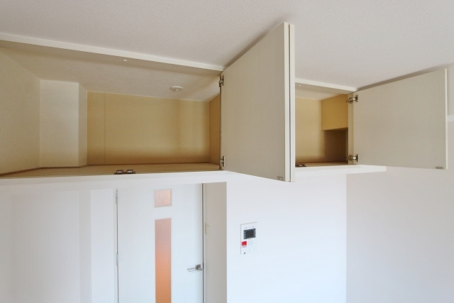 その他　上部にも収納が有ります
