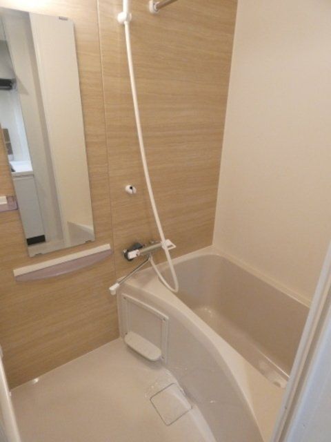 バス・シャワールーム　バス