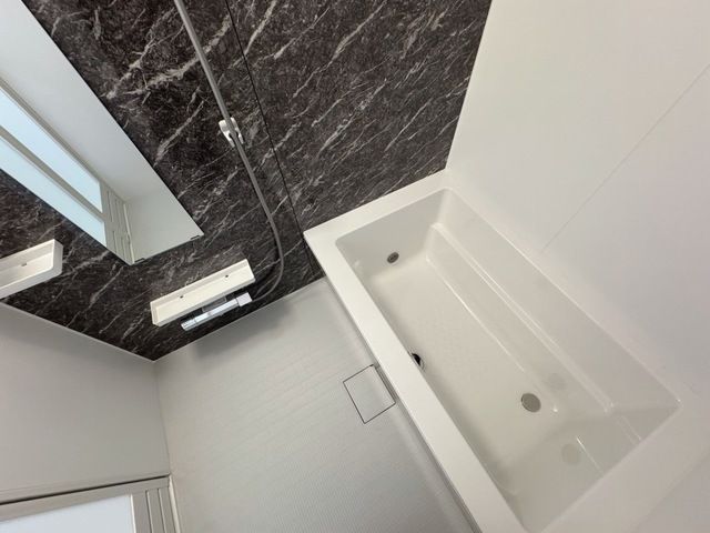 バス・シャワールーム　※同タイプの写真です。