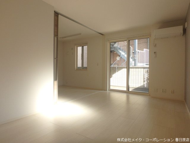 居室・リビング　写真は同型タイプ