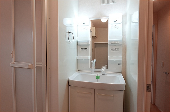 洗面設備　洗髪洗面化粧台