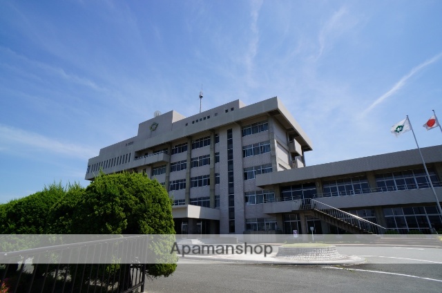 中学校　香芝市立香芝東中学校（中学校）まで1117m