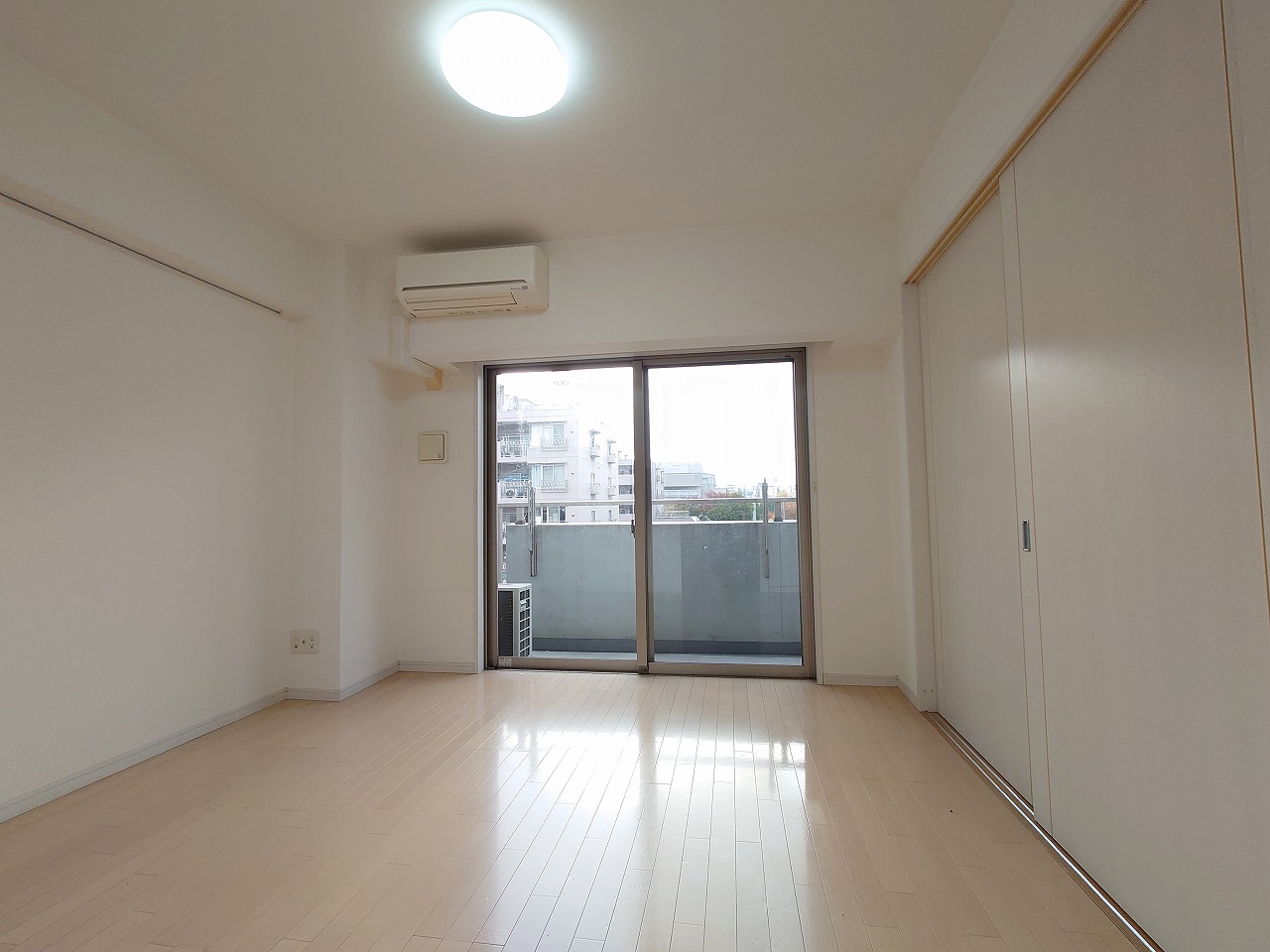 居室・リビング　※別部屋参照