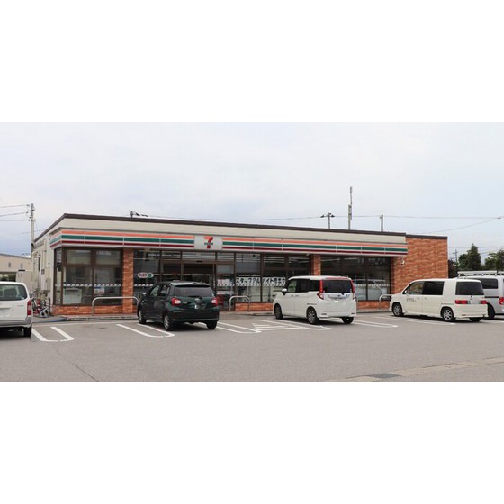 コンビニ　セブンイレブン富山豊田本町１丁目（コンビニ）まで413m