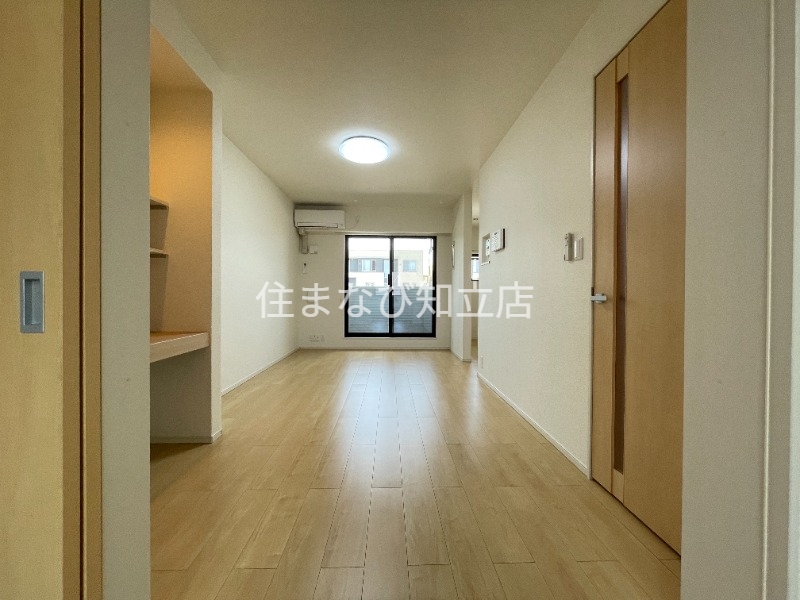 居室・リビング　同型別部屋写真