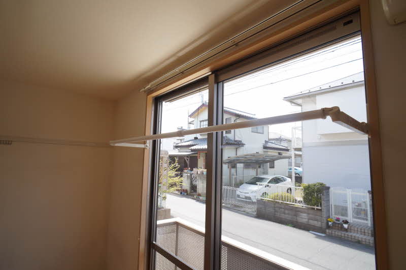 その他設備　室内物干し