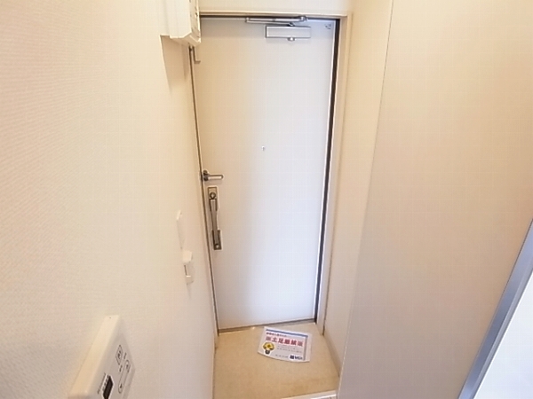 玄関　同施工会社写真（イメージです）