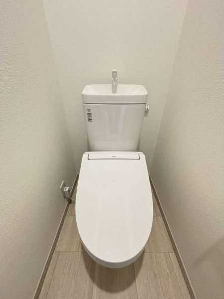 LOTUS浅羽のトイレ写真