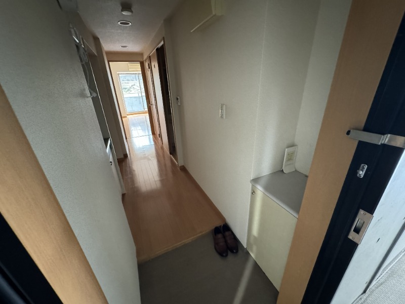 玄関　※同建物参考写真