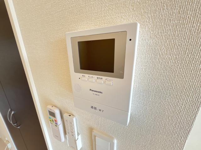 セキュリティ　カメラ付インターホン（イメージ）