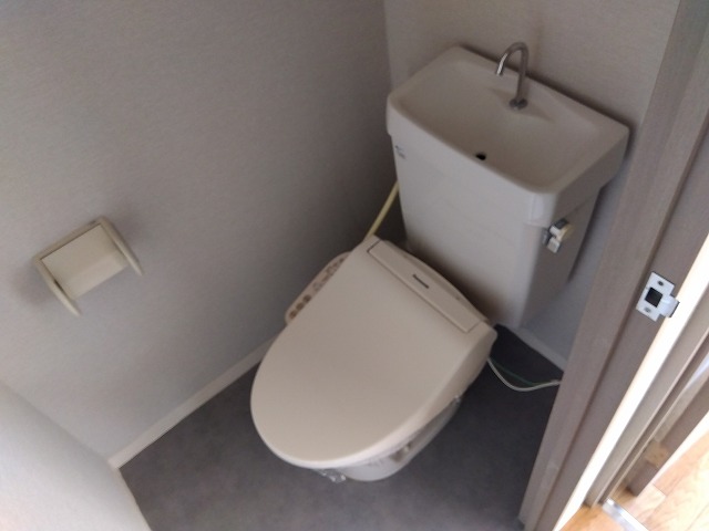 トイレ　参考写真
