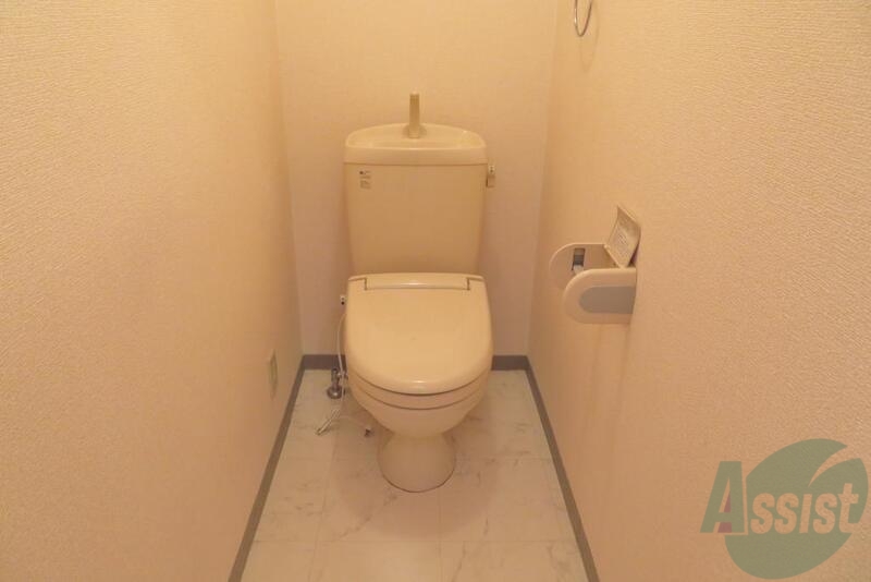 トイレ　バス・トイレ別で清潔に使うことが出来ます。