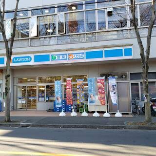 コンビニ　ローソンJPローソン青葉郵便局店（コンビニ）まで523m