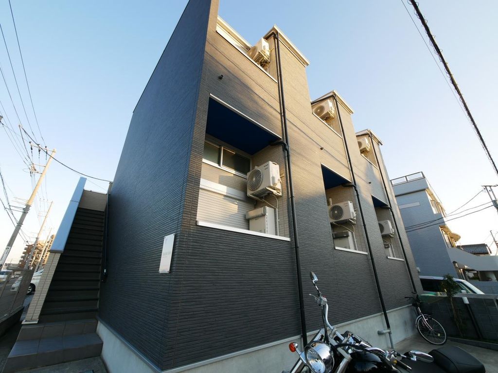 建物外観　★伊勢崎線越谷駅徒歩１３分のネット無料物件★