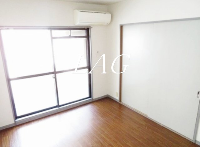 居室・リビング　洋室のお部屋です。