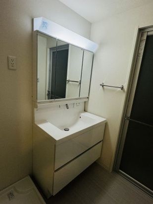 洗面設備　独立洗面台