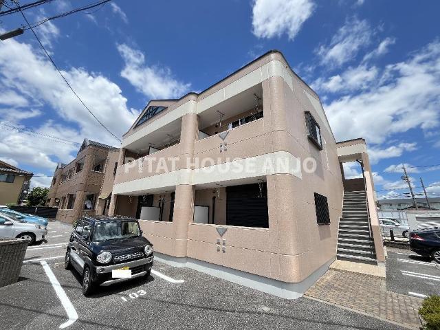 建物外観　外観写真（昼）