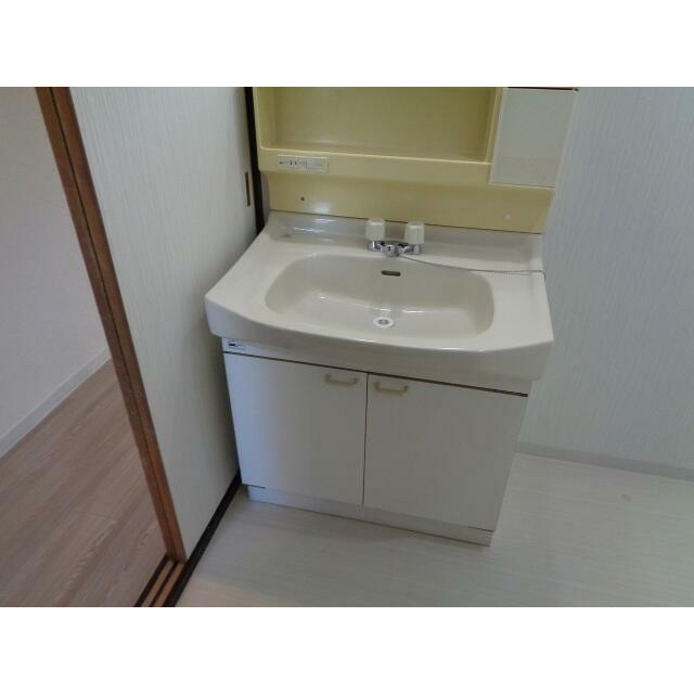 洗面設備　室内写真は前回募集時のものです